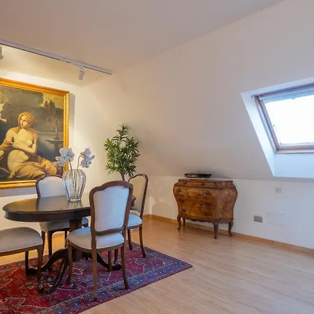 Xenia - Luxury & Elegant Penthouse In Life Apartment *