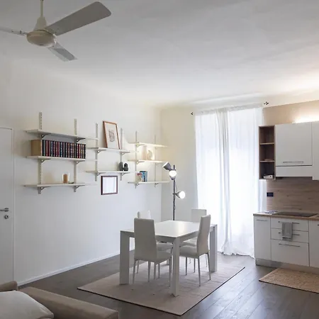 Elegante Bilocale In Zona Risorgimento