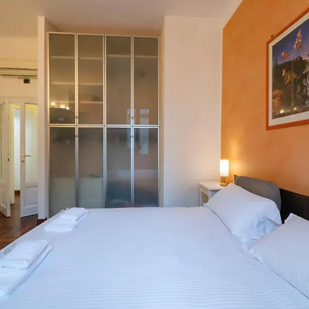 Xenia - Charming Three-room Milan