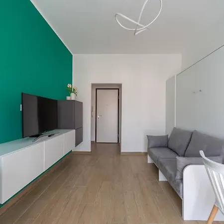 Luminoso Monolocale Zona Fondazione Prada Apartment *