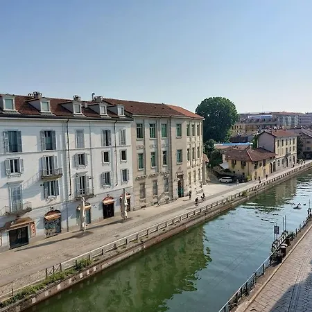 The Painter House On The River Milan
