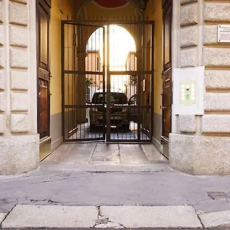 A Due Passi Dal Bosco Verticale *