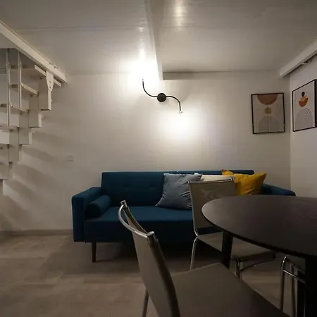 A Due Passi Dal Bosco Verticale Daire