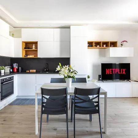 Free Private Parking - Metro Line 5 Min Cozy Milan