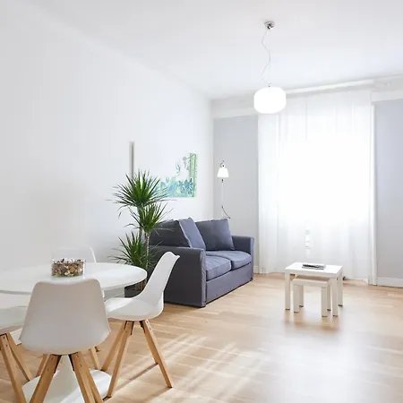 Porta Romana 80mq Luminoso Luxury Duomo A 10 Min Апартаменты *