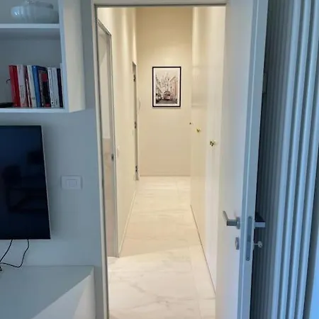 Aporti Apartment