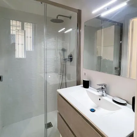 アパート Elegant And Silent Loft In The Center Of ミラノ
