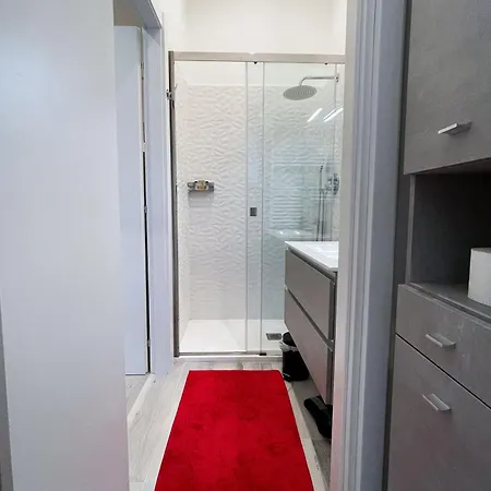 アパート Elegant And Silent Loft In The Center Of ミラノ
