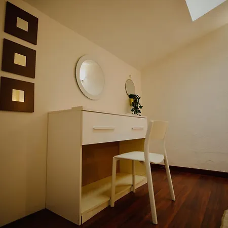 Apartment Hosting Dreams Attics - Duomo