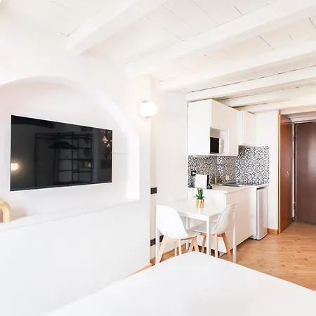 Central Studio Apartment Milan