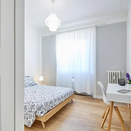 Porta Romana 80mq Luminoso Luxury Duomo A 10 Min Милан