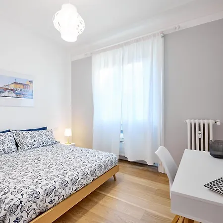 Porta Romana 80mq Luminoso Luxury Duomo A 10 Min Апартаменты *