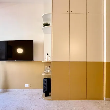 Oasis In The Center Of *