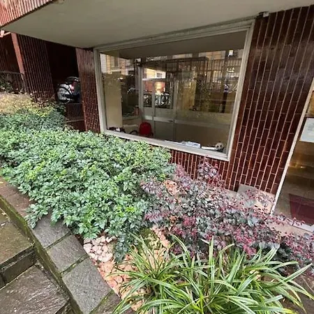 Oasis In The Center Of * Mailand