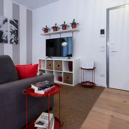Italianway - Piranesi 18 B Int D065 - Garden Apartment *