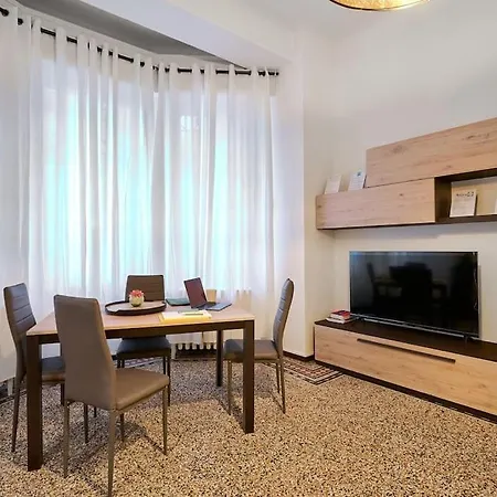 Apartamento Isola Suite-hosted By Sweetstay *