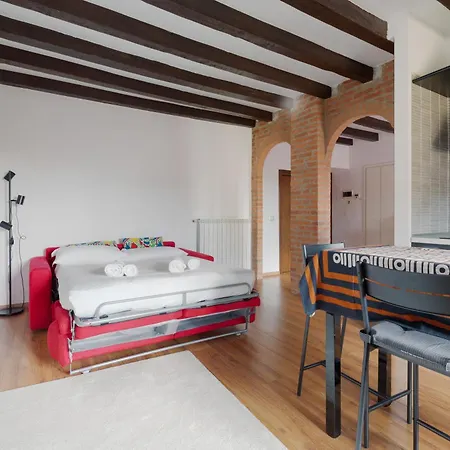 Colonne Di San Lorenzo - Colorful Apartment! 米兰