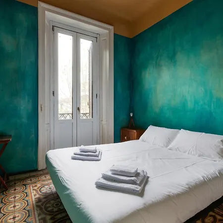 Solari - Tortona - Ampio Trilocale Di Design *