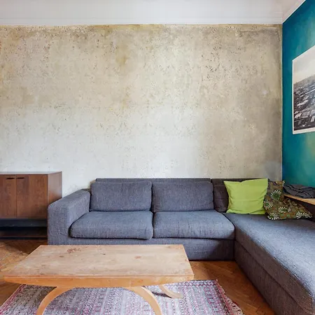 Solari - Tortona - Ampio Trilocale Di Design