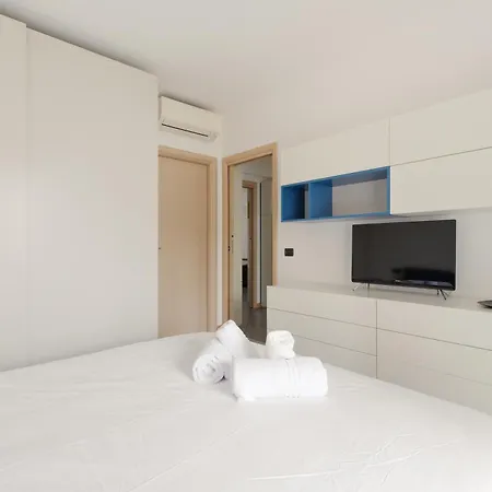 Niguarda - Ampio E Moderno Trilocale