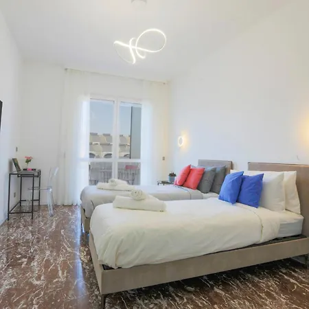 Private Luxury 5 Bedroom - Station Апартаменты *