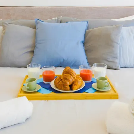 Private Luxury 5 Bedroom - Station *