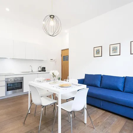 Easylife - - Vitruvio 4 - Apartmán