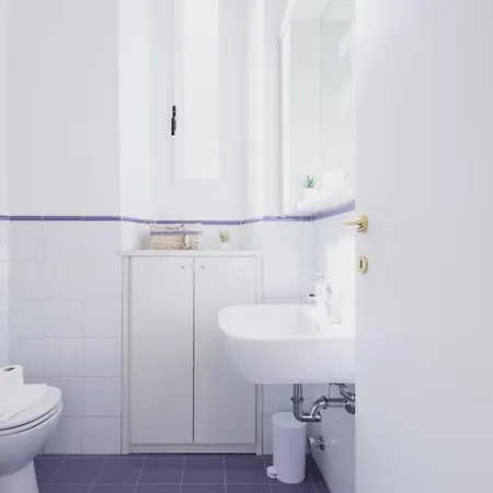 Easylife - - Ozanam 4 - Buenos Aires Milan