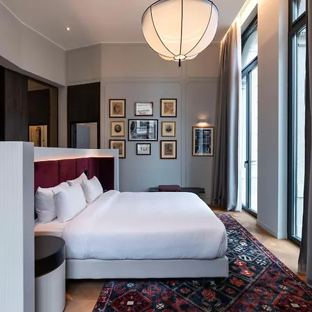 Radisson Collection Hotel, Palazzo Touring Club Hotell
