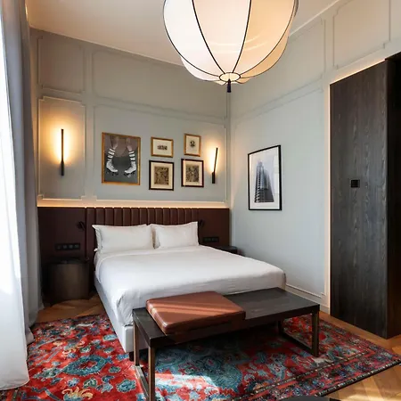 Radisson Collection Hotel, Palazzo Touring Club Hotell