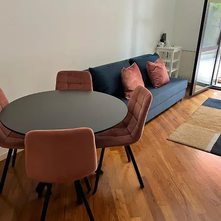 La Casa Di Charlie - Stazione Milánó