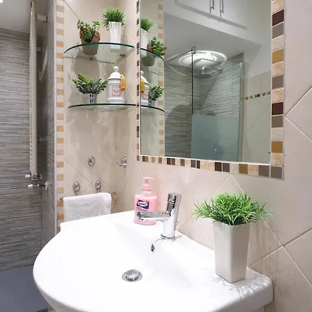 Appartement Delizioso Tra Navigli E Mm Sant'agostino Milan