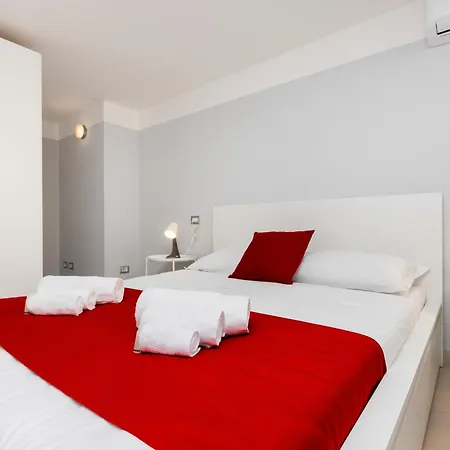 Apartment Con Metro Diretta 10 Minuti Duomo Mailand