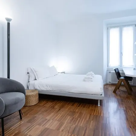 Italianway Easy - Farini 2 Milan