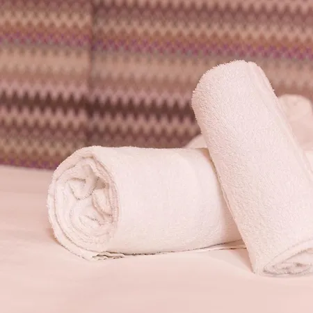 Daire Piazza Del Carmine - Gold Exclusive - In The Underground No Windows