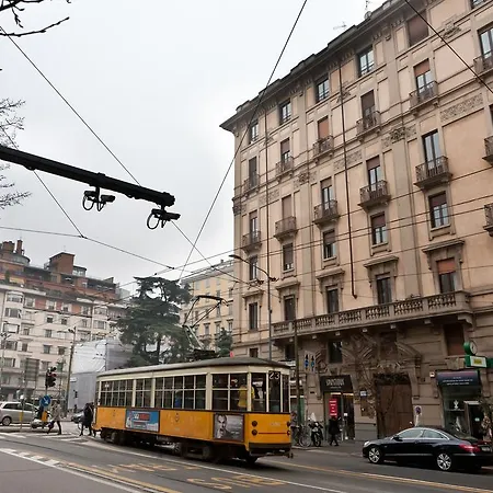 مينيغينو الفندقية 4* ميلان