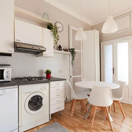 Youhosty - Donatello 32 Apartment *