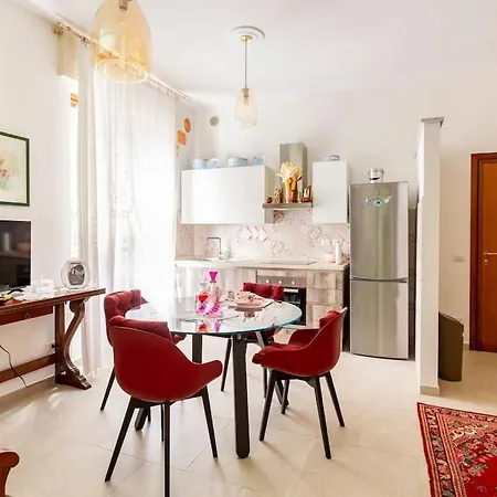 Elegante E Tranquillo Apartment *