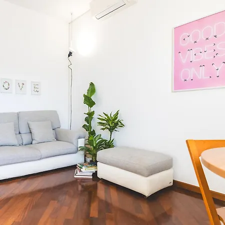 Casa Elena 10 Minuti In Metro Dal Centro Di Apartament Mediolan