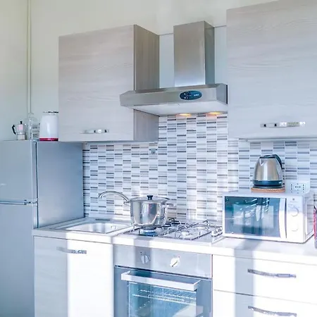 アパート Navigli - Downtown - Duomo Spacious Two Bedroom - Close To Metro - Ac - Wi-fi *