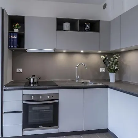 Duomo Space Free Parking - Private Gym- Metro Apartment *