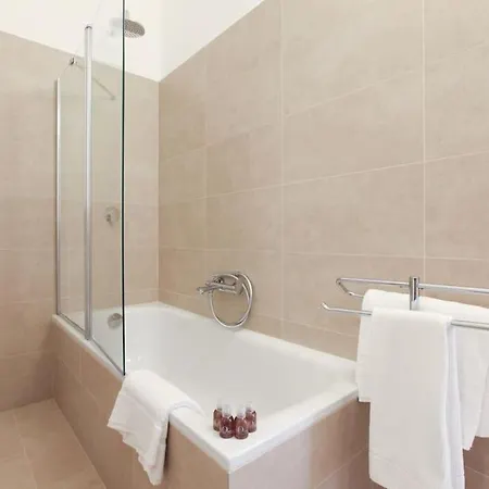 Hacca Collection - Arco Della Pace - Sempione - Chinatown 2br Daire