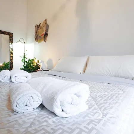 Apartament Primopiano - Ugo Bassi Mediolan