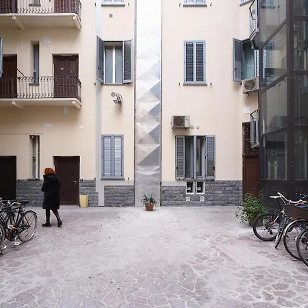 Primopiano - Ugo Bassi * Mediolan