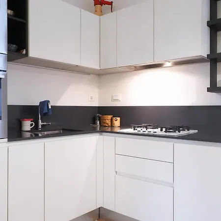 Apartament Primopiano - Ugo Bassi Mediolan