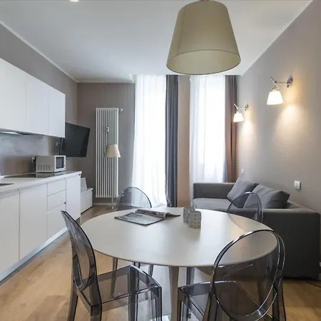 Appartamento Bright & Cozy In Center Milano
