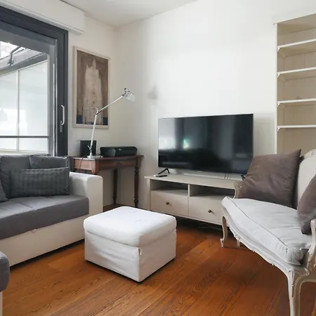 Joivy Delightful Family Flat With Terrace Apartment Milan