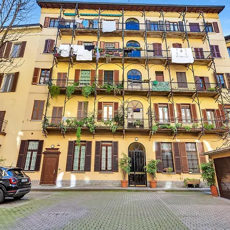 Charming & Bright In The Heart Of - Balcony * Milan
