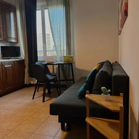 Guest Planet - Zona Bicocca Intero Апартаменты *