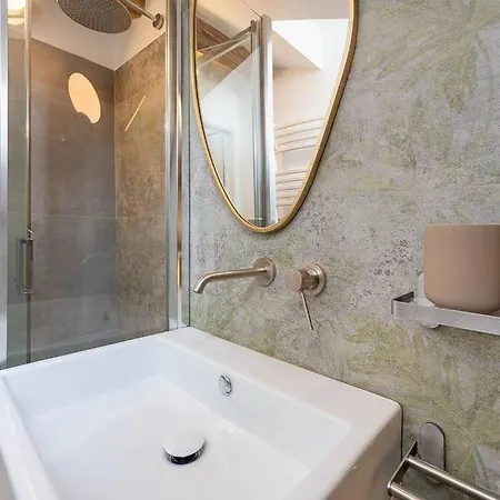 Apartment Central Station Comfort - Duomo 15 Min *